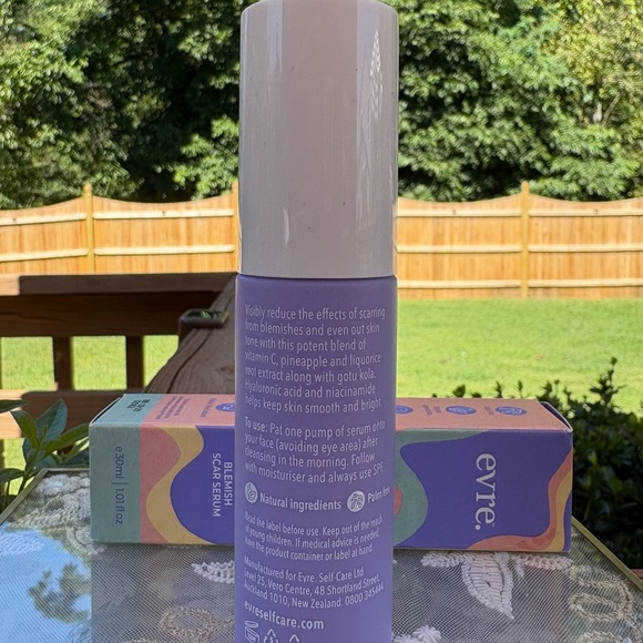 Evrē Bright & Early Vitamin C Blemish Scar Serum | 1.01 fl oz - Picture 6 of 7